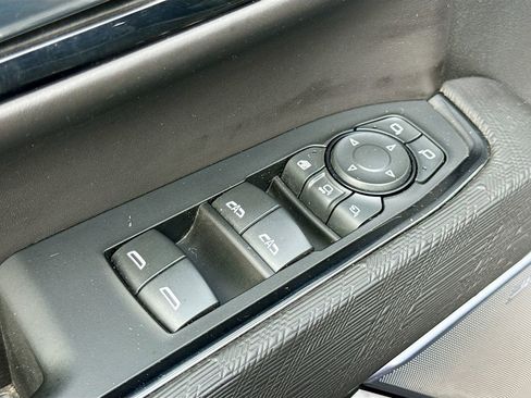 Certified 2024 GMC Sierra 2500 AT4X w/ AT4X AEV Edition image 18