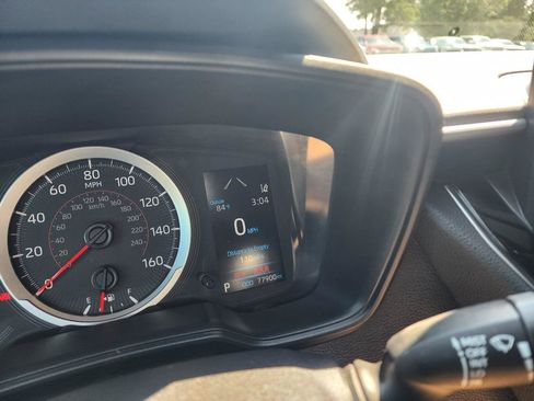 Used 2022 Toyota Corolla SE FWD image 23