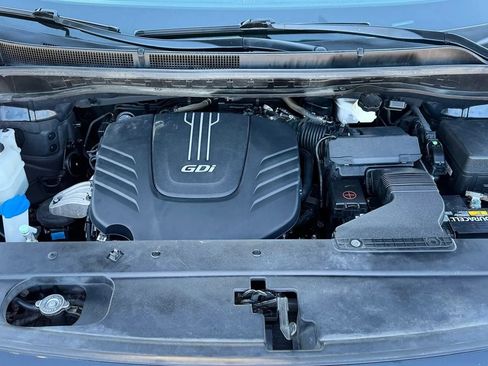 Used 2015 Kia Sedona SX FWD image 28