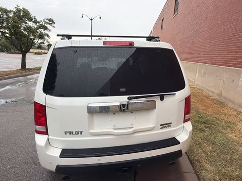 Used 2011 Honda Pilot Touring image 3