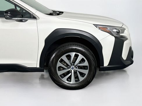 Used 2023 Subaru Outback Premium AWD/4WD image 44