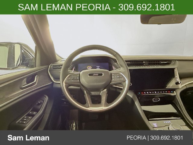 New 2026 Jeep Grand Cherokee L 4WD image 11