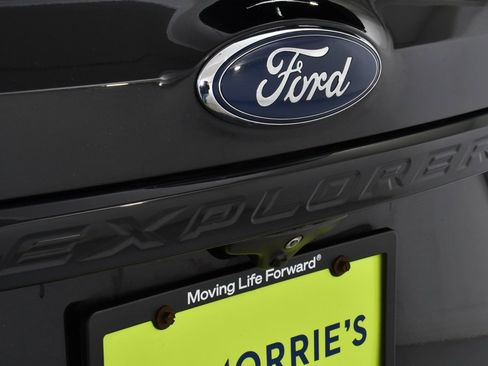 Used 2018 Ford Explorer Sport w/ Equipment Group 401A image 24