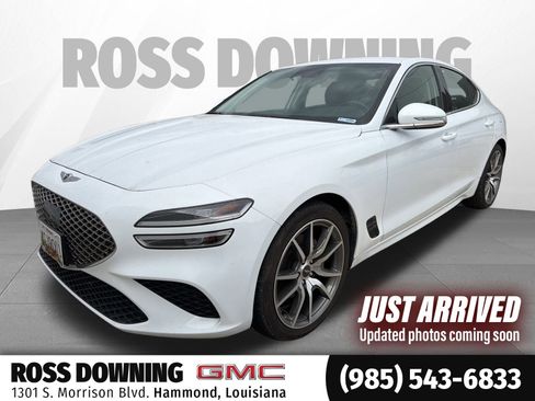 Used 2023 Genesis G70 2.0T image 1