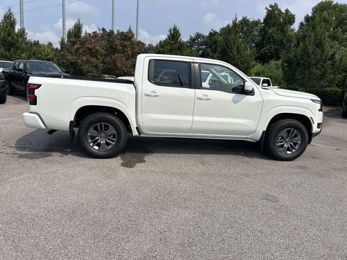 New 2026 Nissan Frontier SV w/ Tow Package RWD image 8