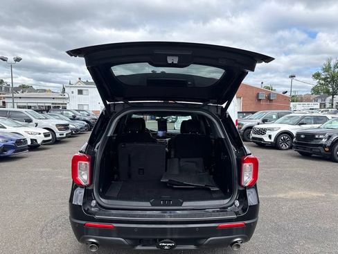 Certified 2023 Ford Explorer XLT w/ Equipment Group 202A AWD/4WD image 9