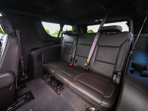 Used 2024 GMC Yukon XL Denali w/ Denali Reserve Package AWD/4WD image 22