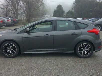 Used 2015 Ford Focus SE w/ SE Sport Package