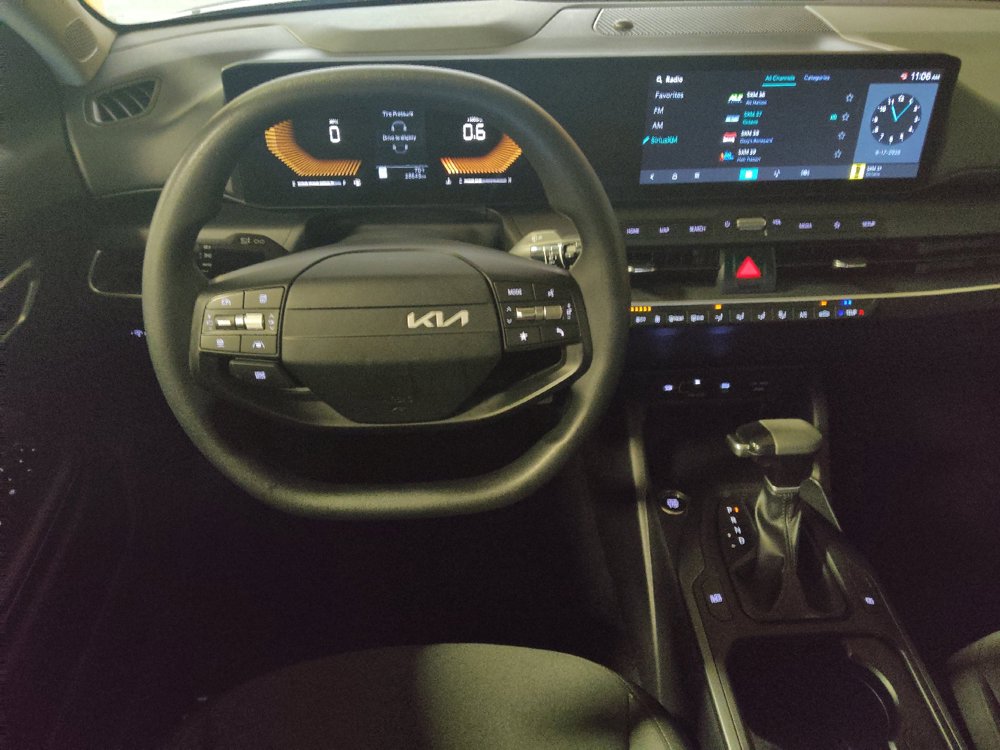 Used 2025 Kia K4 FWD image 22