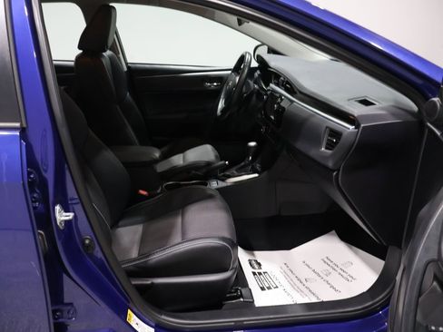 Used 2016 Toyota Corolla L image 22