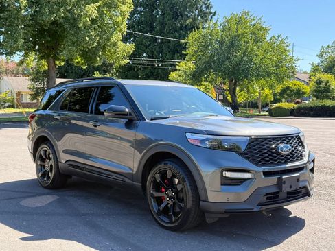 Used 2020 Ford Explorer ST w/ ST Street Pack AWD/4WD image 7