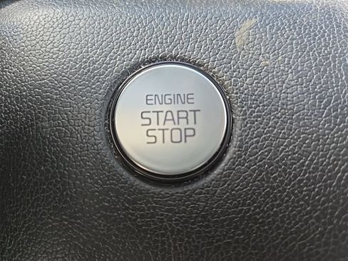 Used 2021 Kia Sorento S FWD image 22
