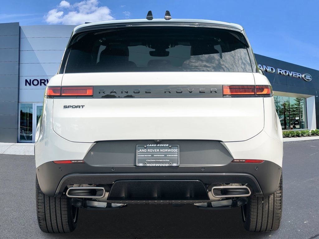 New 2026 Land Rover Range Rover Sport SE AWD/4WD image 5