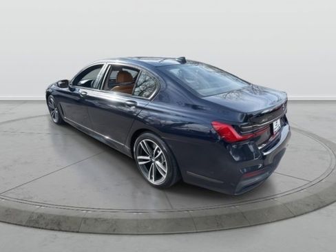 Used 2022 BMW 750i xDrive w/ Executive Package image 6