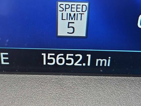 Used 2023 Ford Explorer Platinum w/ Class IV Trailer Tow Package image 10