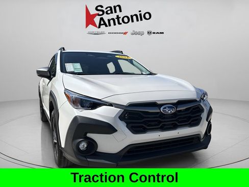 Used 2024 Subaru Crosstrek 2.0i Premium AWD/4WD image 3