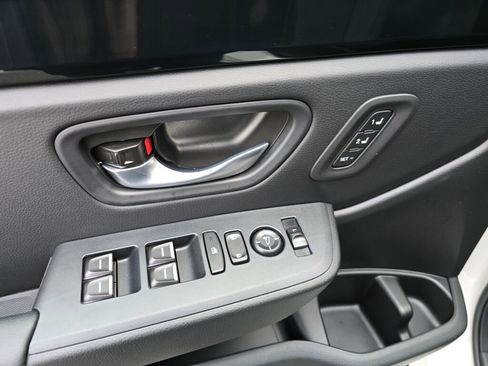 New 2025 Honda Pilot Touring image 16