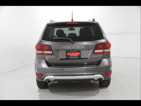 Used 2018 Dodge Journey Crossroad w/ Popular Equipment Group AWD/4WD image 20