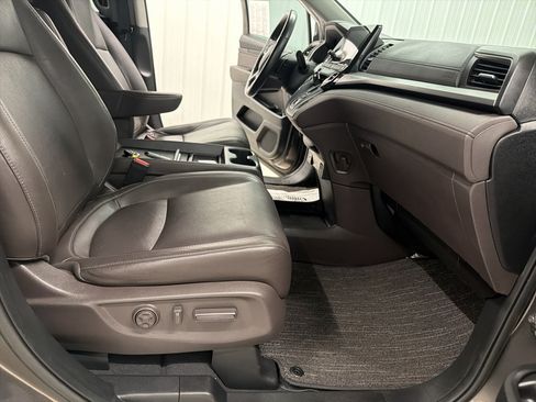 Used 2022 Honda Odyssey EX-L image 22
