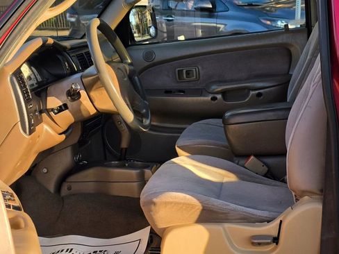 Used 2003 Toyota Tacoma PreRunner image 13