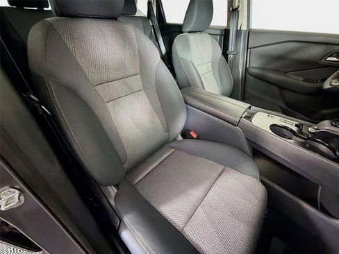 Certified 2026 Nissan Rogue SV FWD image 26