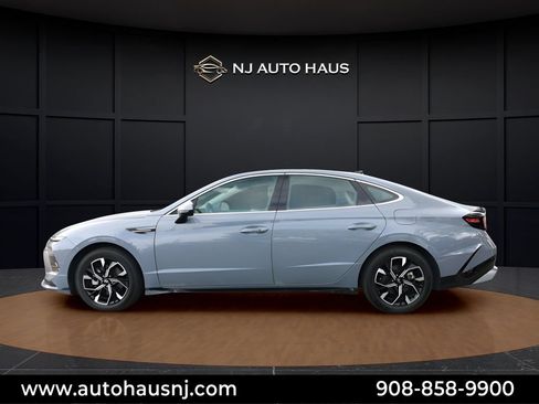 Used 2025 Hyundai Sonata SEL FWD image 7