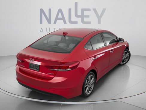 Used 2017 Hyundai Elantra Limited w/ Limited Tech Package 08 FWD image 4