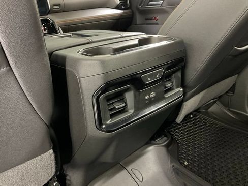 Used 2022 GMC Sierra 1500 AT4 w/ AT4 Premium Package AWD/4WD image 27