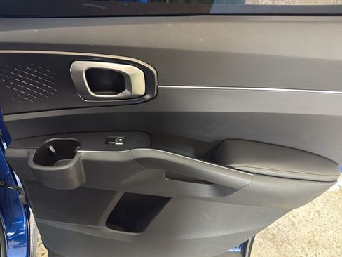 Used 2023 Kia Sorento S w/ Panoramic Sunroof Package FWD image 25