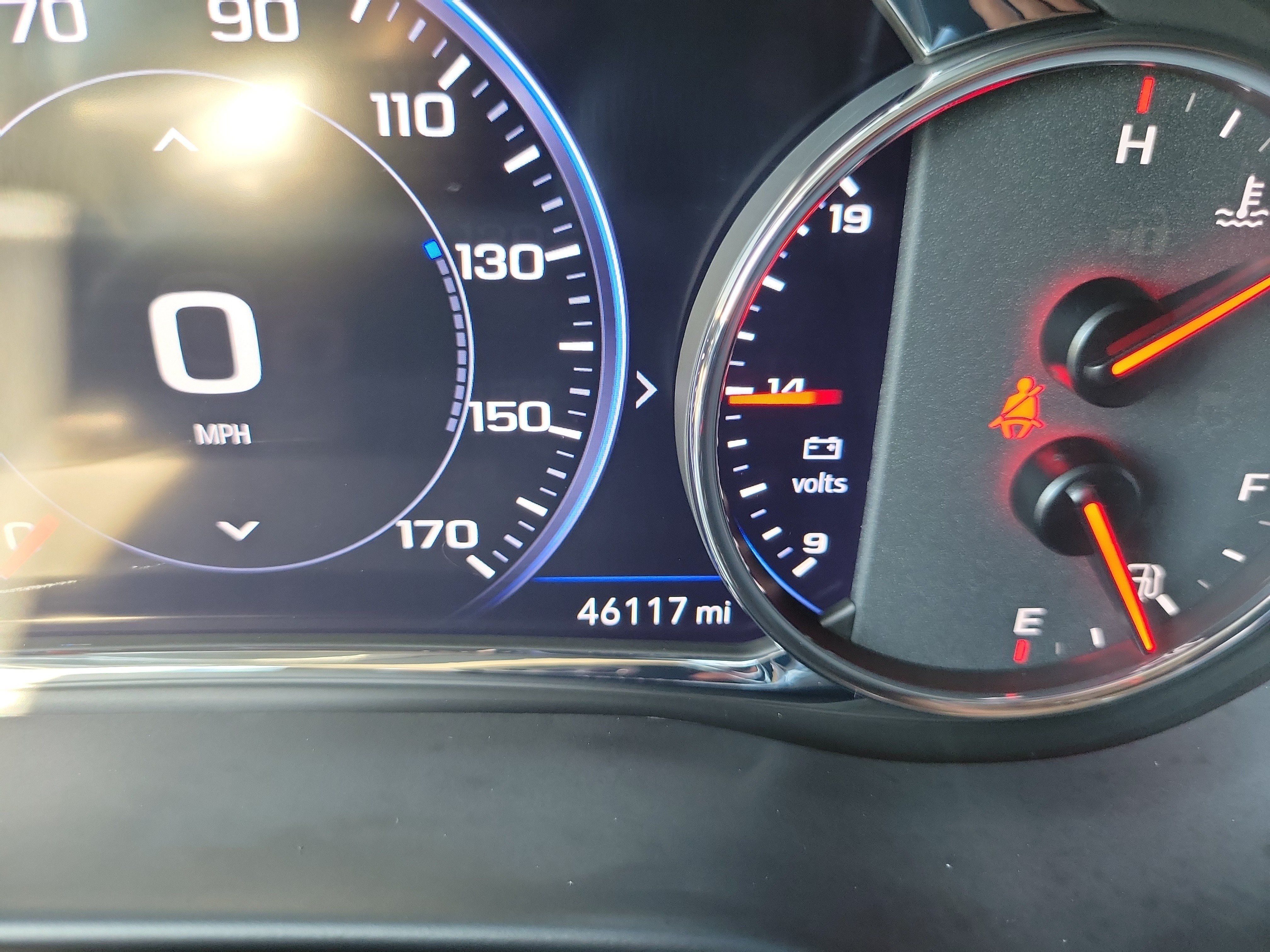 Used 2022 GMC Acadia Denali w/ Denali Ultimate Package FWD image 31
