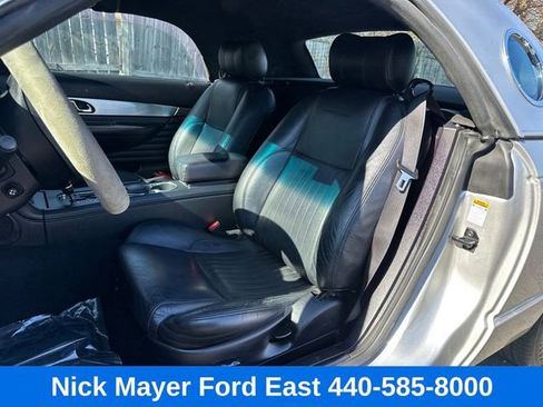 Used 2004 Ford Thunderbird RWD image 17