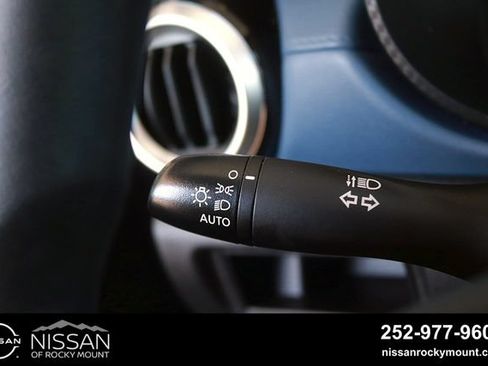 Certified 2025 Nissan Versa SV FWD image 21