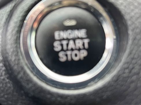 Used 2017 Subaru Outback 2.5i Limited image 18