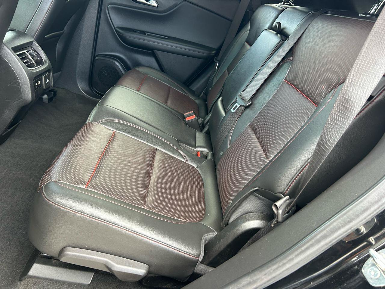 Used 2020 Chevrolet Blazer RS FWD image 13