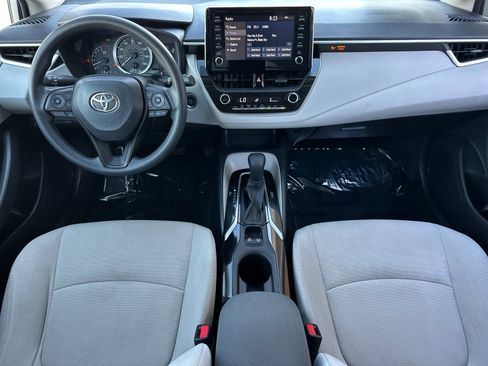 Used 2020 Toyota Corolla LE w/ LE Convenience Package FWD image 12