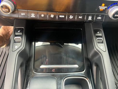 Used 2022 Kia Telluride EX w/ EX Premium Package FWD image 15