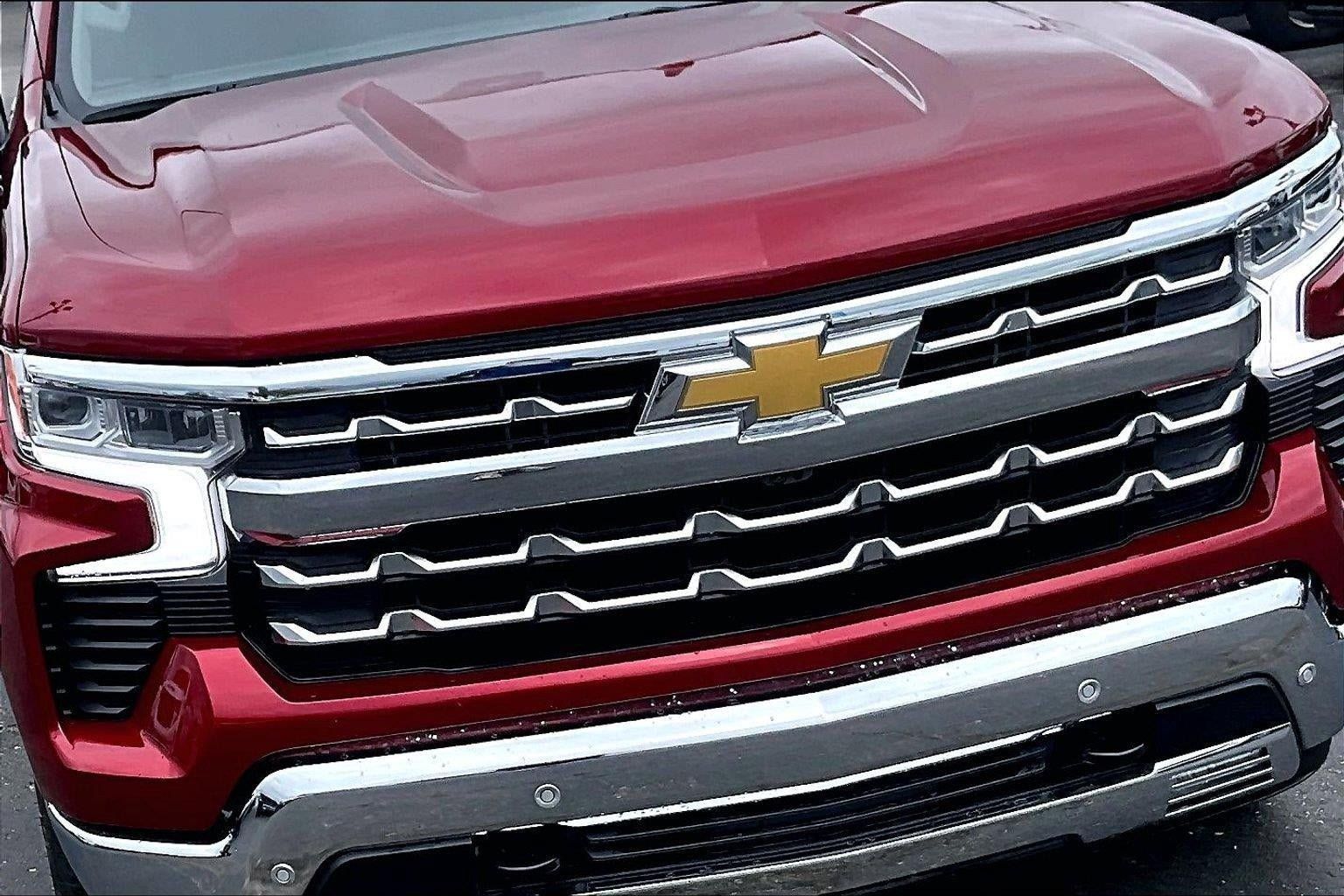Used 2025 Chevrolet Silverado 1500 LTZ w/ LTZ Premium Package AWD/4WD image 30