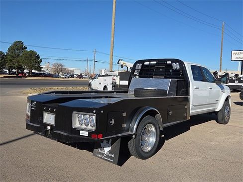 New 2024 RAM 4500 4x4 Crew Cab DRW image 4