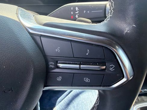 Used 2024 Chevrolet Traverse LT w/ LPO, Floor Liner Package AWD/4WD image 31