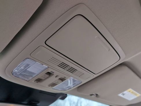 Used 2022 Honda CR-V EX image 29