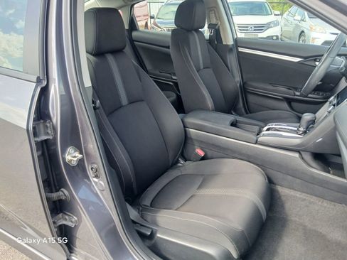 Used 2018 Honda Civic EX image 19