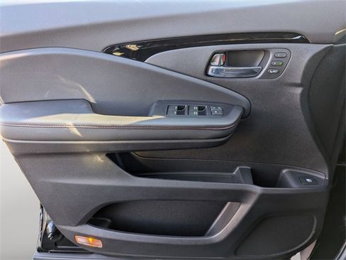 New 2026 Honda Ridgeline Black Edition image 23