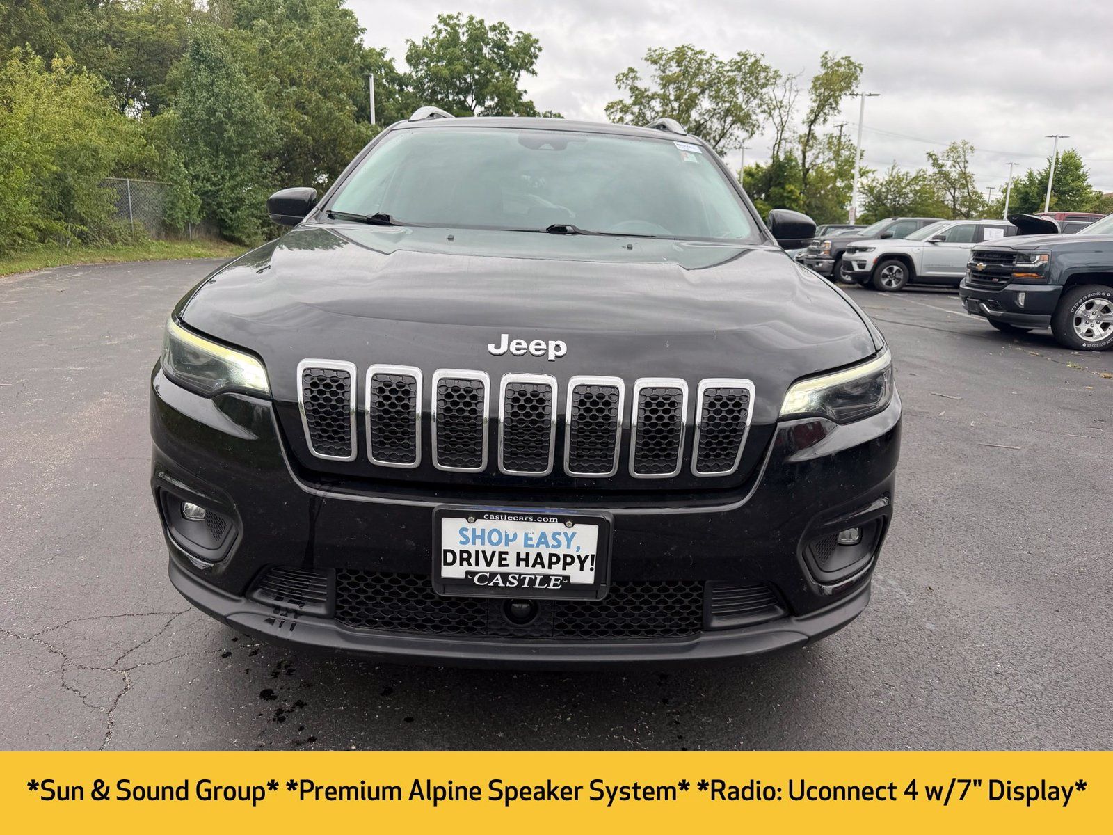 Used 2021 Jeep Cherokee Latitude Plus w/ Sun & Sound Group AWD/4WD image 2