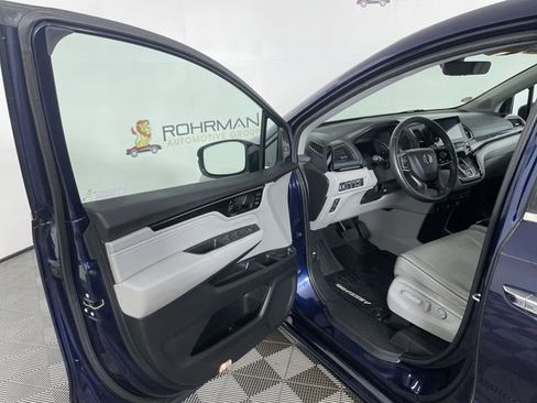 Used 2023 Honda Odyssey Elite image 17