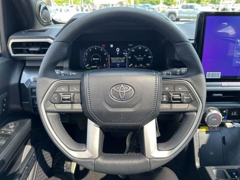 New 2026 Toyota 4Runner TRD Off-Road Premium AWD/4WD image 13