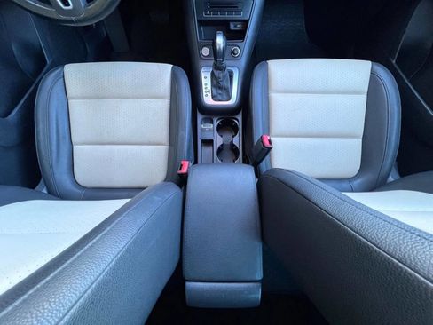 Used 2017 Volkswagen Tiguan Wolfsburg Edition image 26