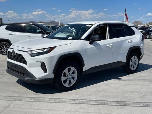 Used 2025 Toyota RAV4 LE FWD image 4