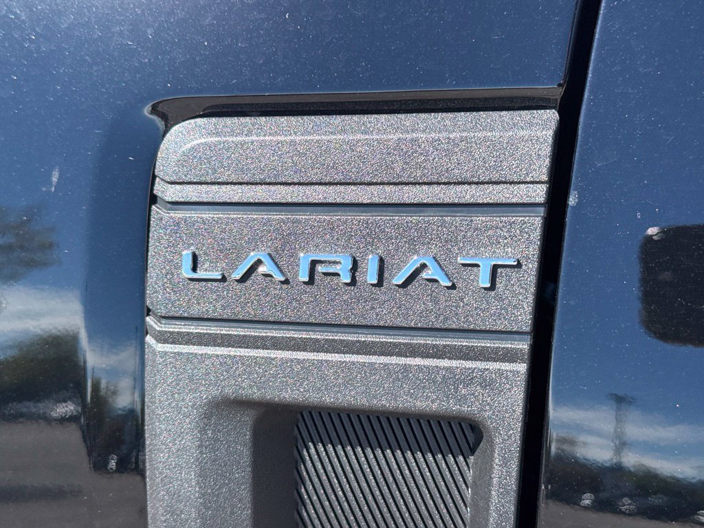 Used 2025 Ford Maverick Lariat AWD/4WD image 2