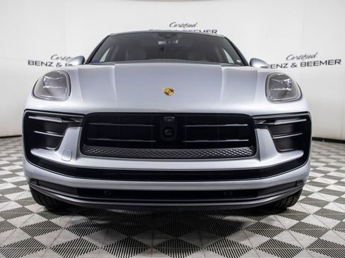 Used 2025 Porsche Macan image 7