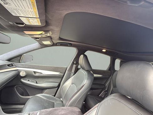 Used 2019 INFINITI QX50 Essential w/ Sensory Package image 17